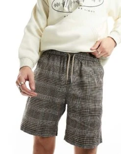 Farah Redwald Check Shorts In Brown For Men