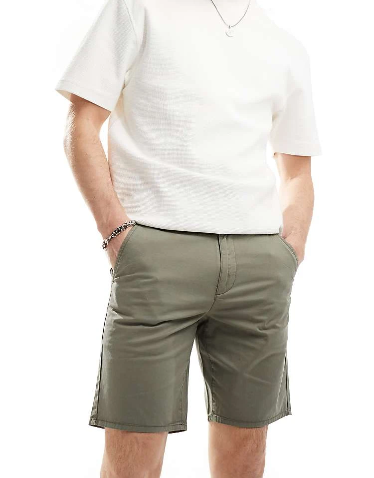 Farah Hawk Chino Short In Khaki Green For Men - Image 2