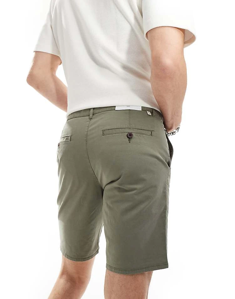 Farah Hawk Chino Short In Khaki Green For Men - Image 3