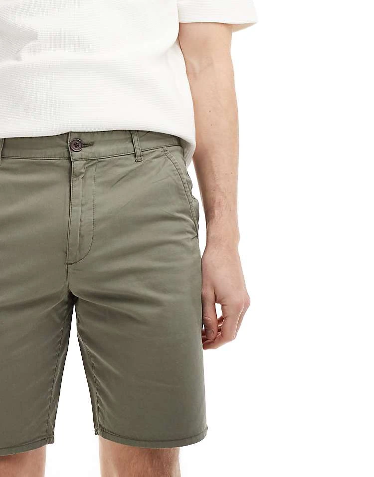 Farah Hawk Chino Short In Khaki Green For Men - Image 5