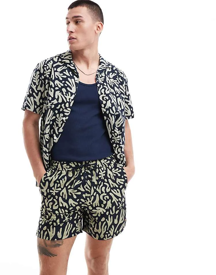 Farah Printed Shorts In Navy For Men