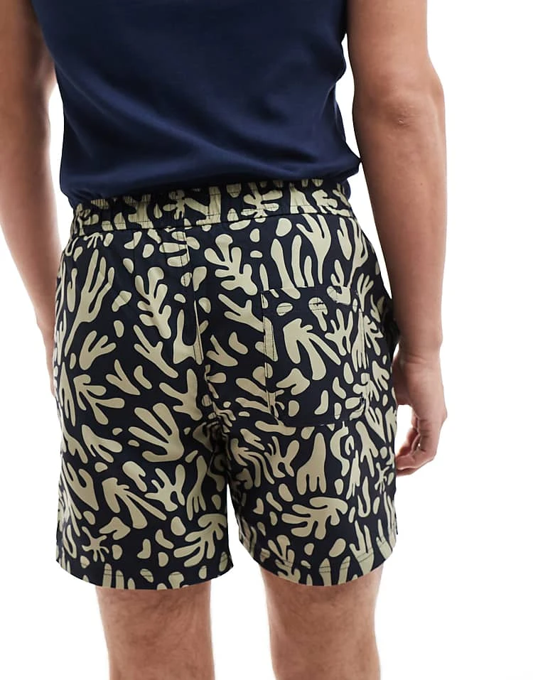 Farah Printed Shorts In Navy For Men - Image 2