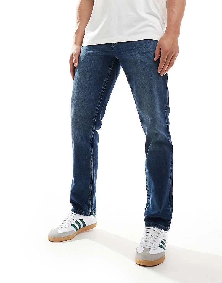Farah Elm Slim Jeans In Denim Wash For Men Worn Rinse - Image 4